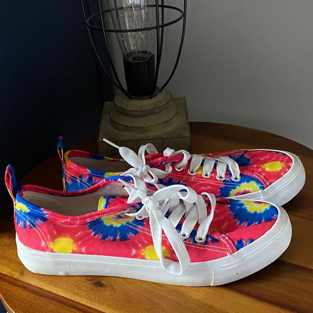 Colorful Tie-Dye Women's Sneakers